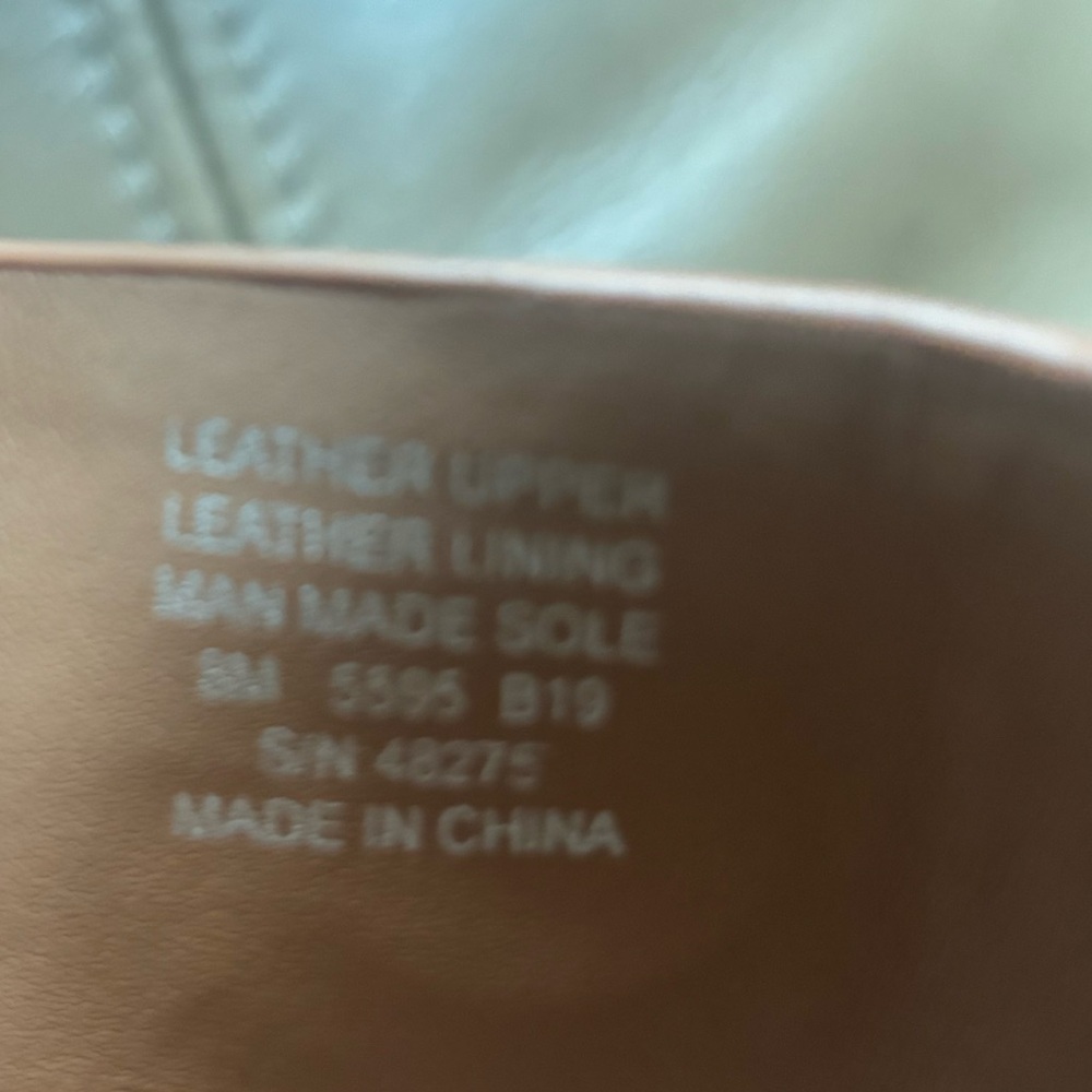 Tory Burch tan shoes - Picture 2 of 6